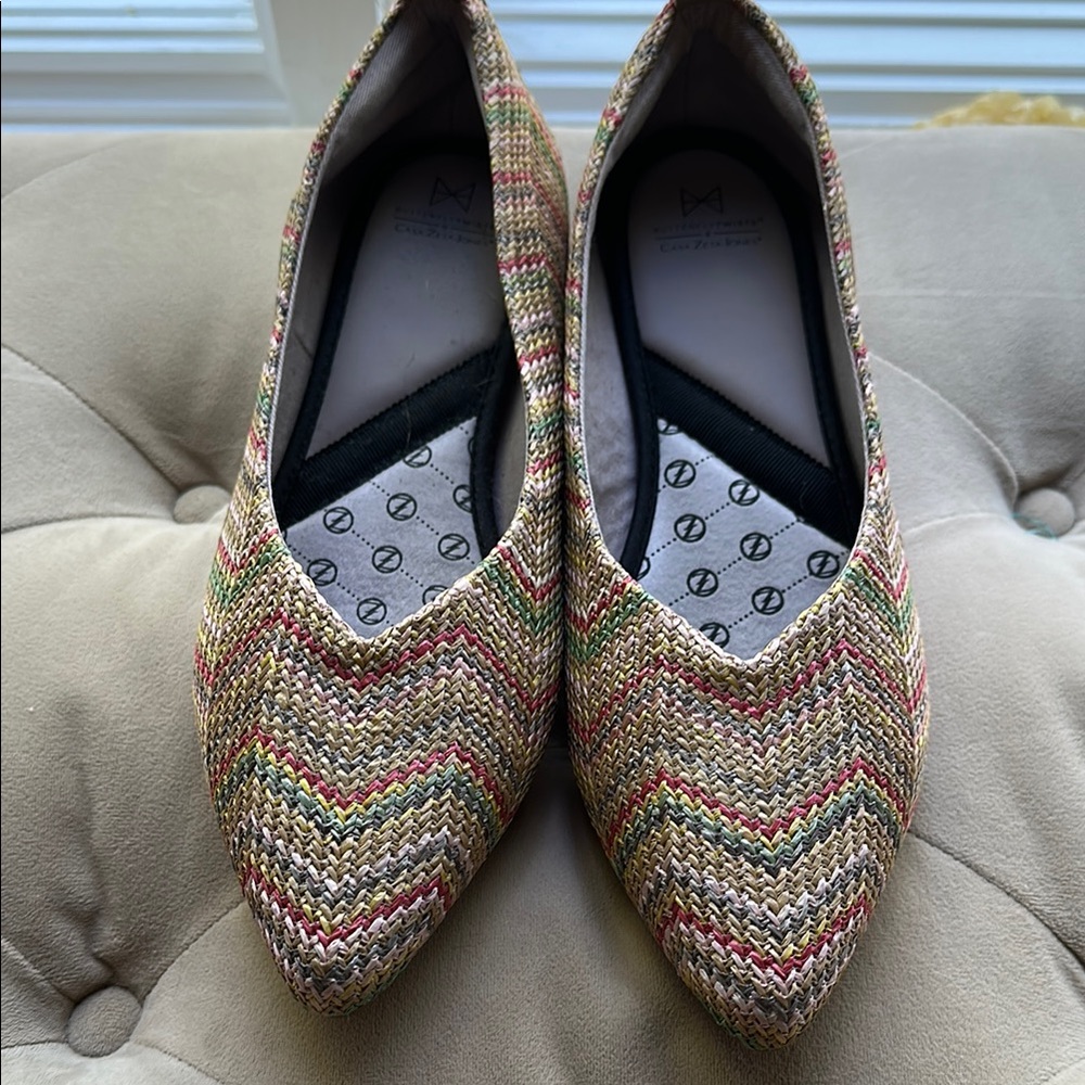 Casa Zeta-Jones Butterfly Twists women flats
